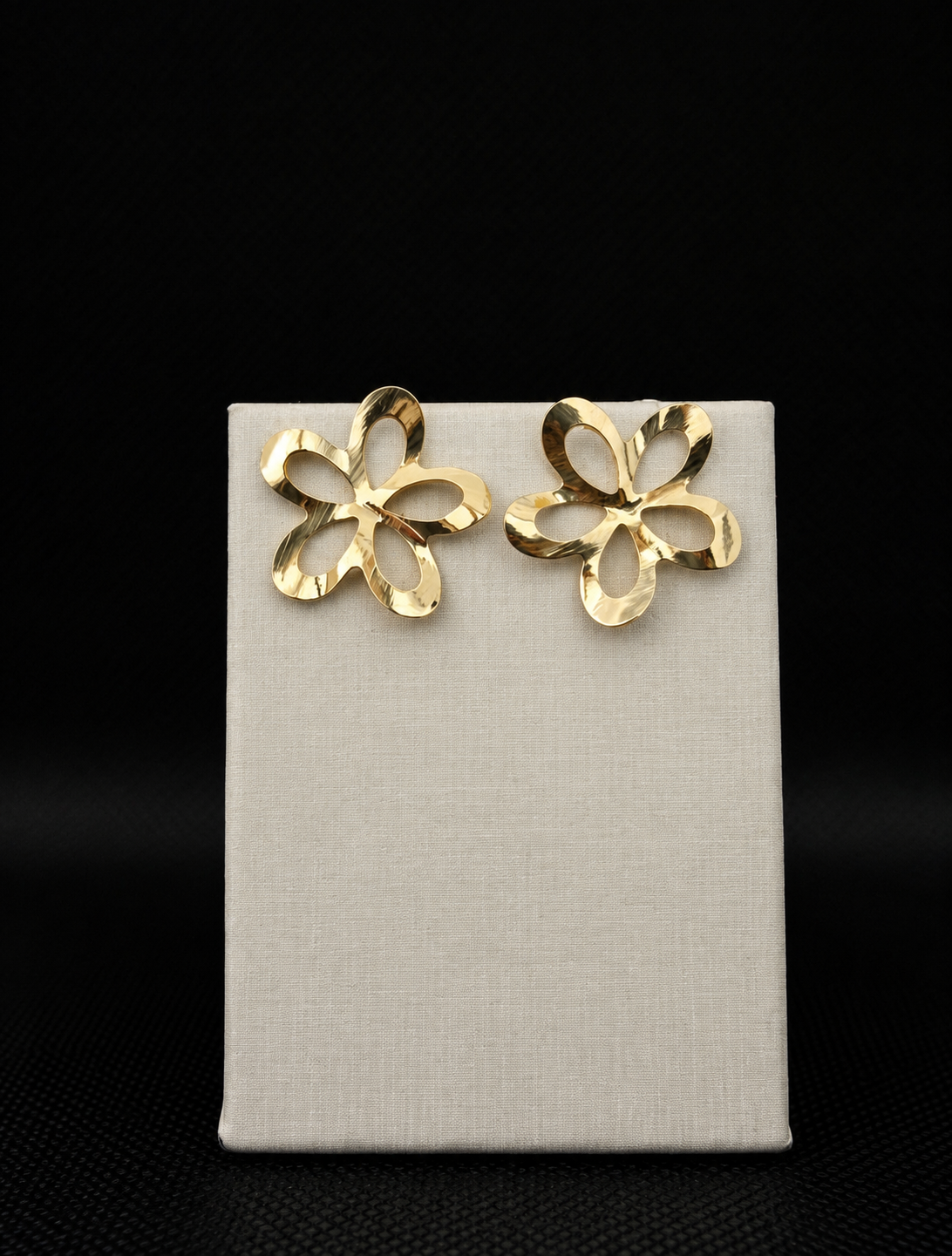Brinco Semijoia Dourado Floral